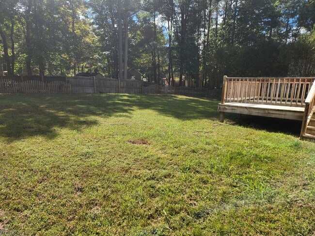 Building Photo - Chesterfield 4 bedroom 3 Full Bath Home-Be...