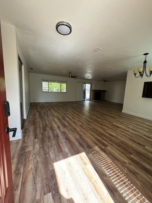 Building Photo - 5921 Clay Basket Dr
