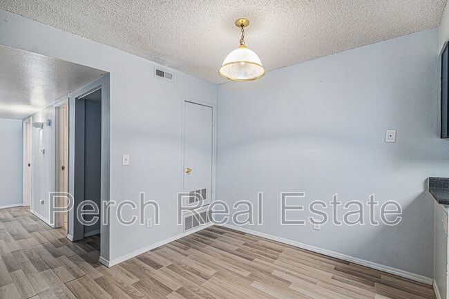 Building Photo - 14424 E Colorado Dr