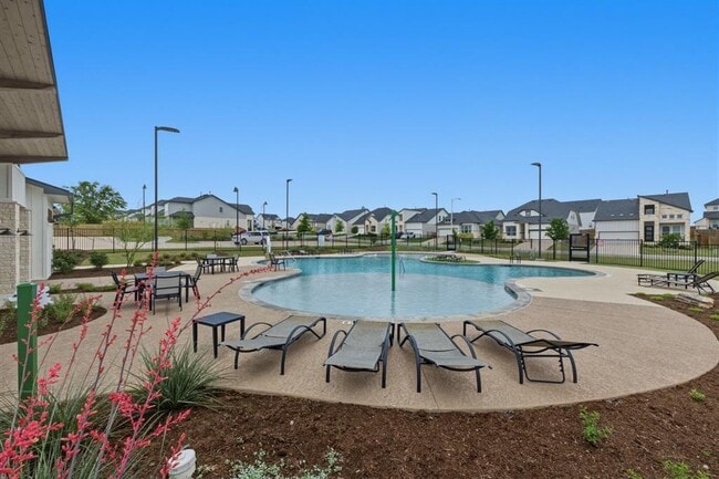 Building Photo - 11800 Seaside Wds Dr