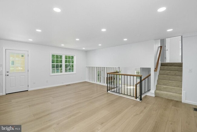 Building Photo - 13546 Tabscott Dr