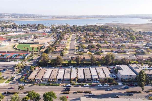 aerial - 2309 Grand Ave