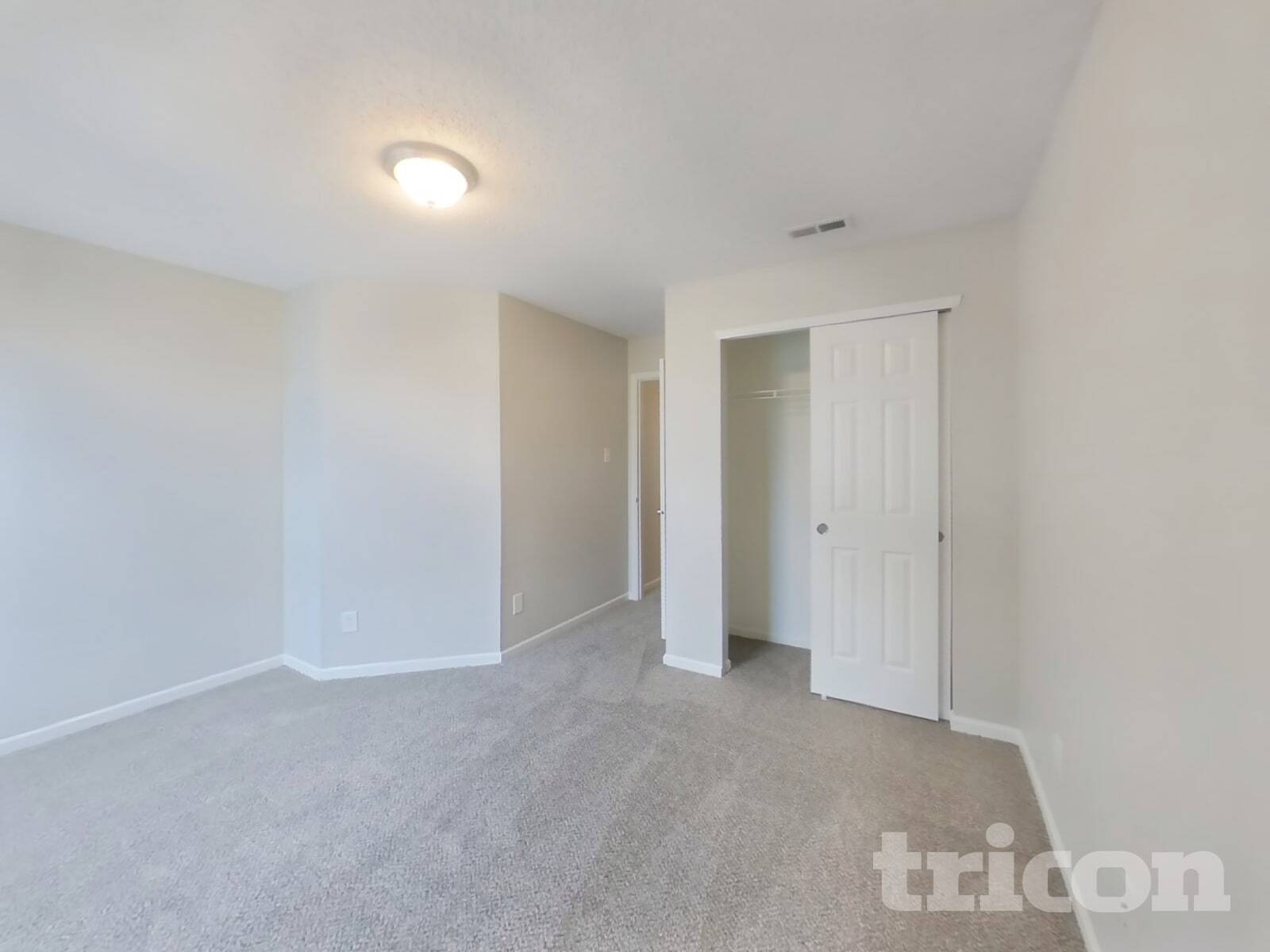 Building Photo - 678 Runnymede Ct
