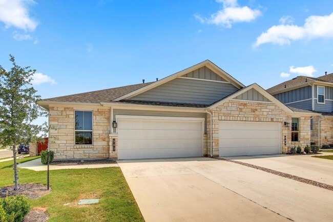 Building Photo - 501 Peace Dr