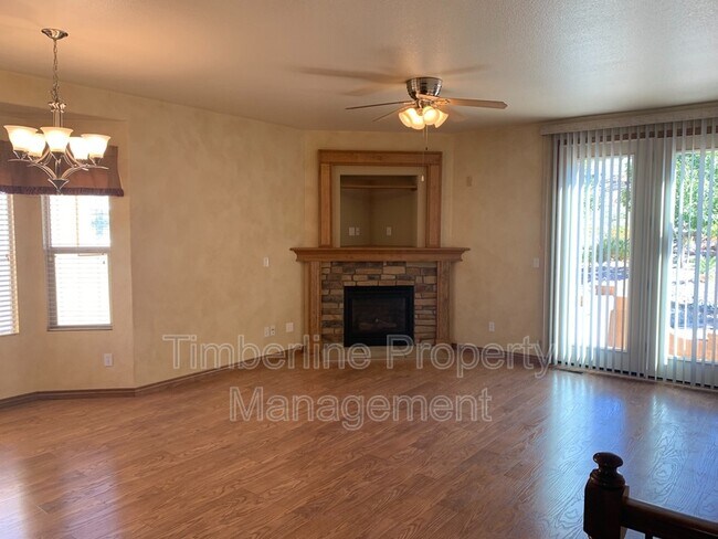 Building Photo - 15581 Lacuna Dr