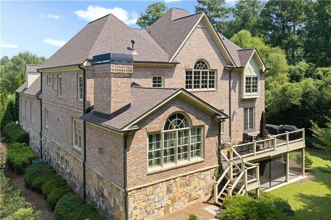 Building Photo - 6327 Howell Cobb Ct