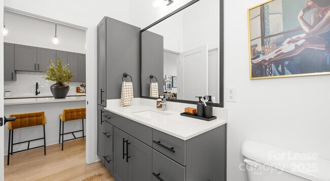 Building Photo - 704 W Tremont Ave