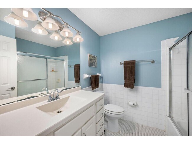 Building Photo - 4860 Park Commons Dr