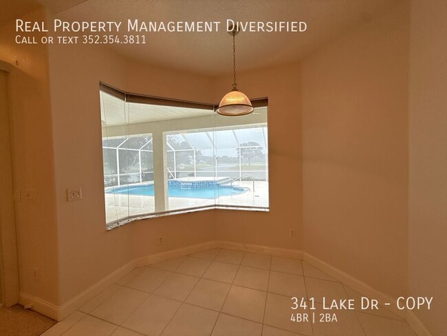 Building Photo - 341 Lake Dr