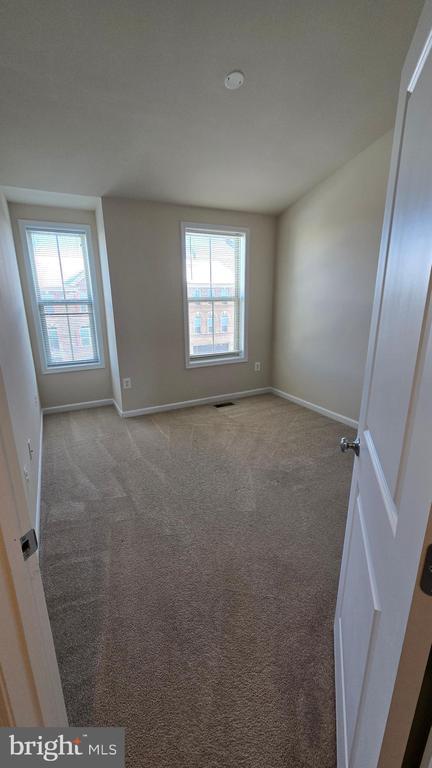 Building Photo - 6634 Bartrams Forest Ln