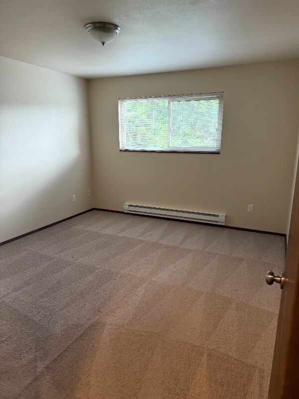 Building Photo - 8532 Phinney Ave N