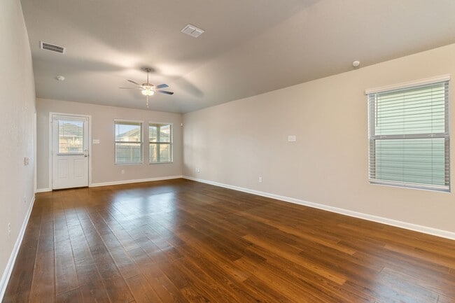 Building Photo - 13630 Mineral Wl