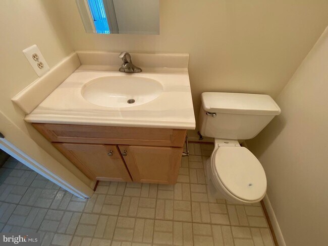 Building Photo - 7820 Muirfield Ct