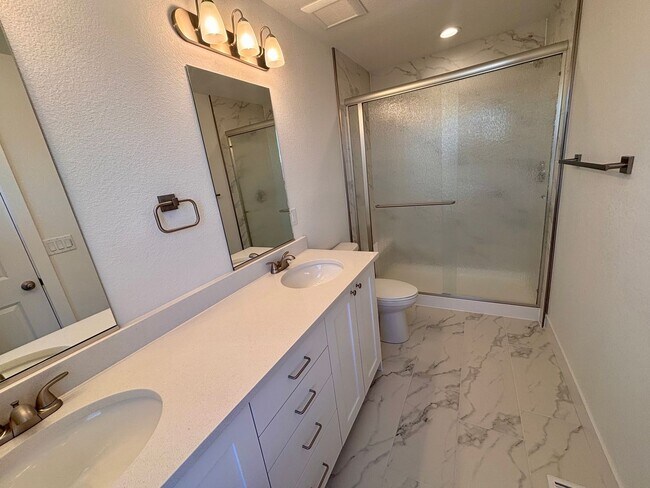 Building Photo - 3648 Byram Pt
