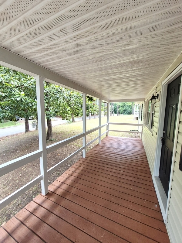 Building Photo - 3041 Clintwood Rd