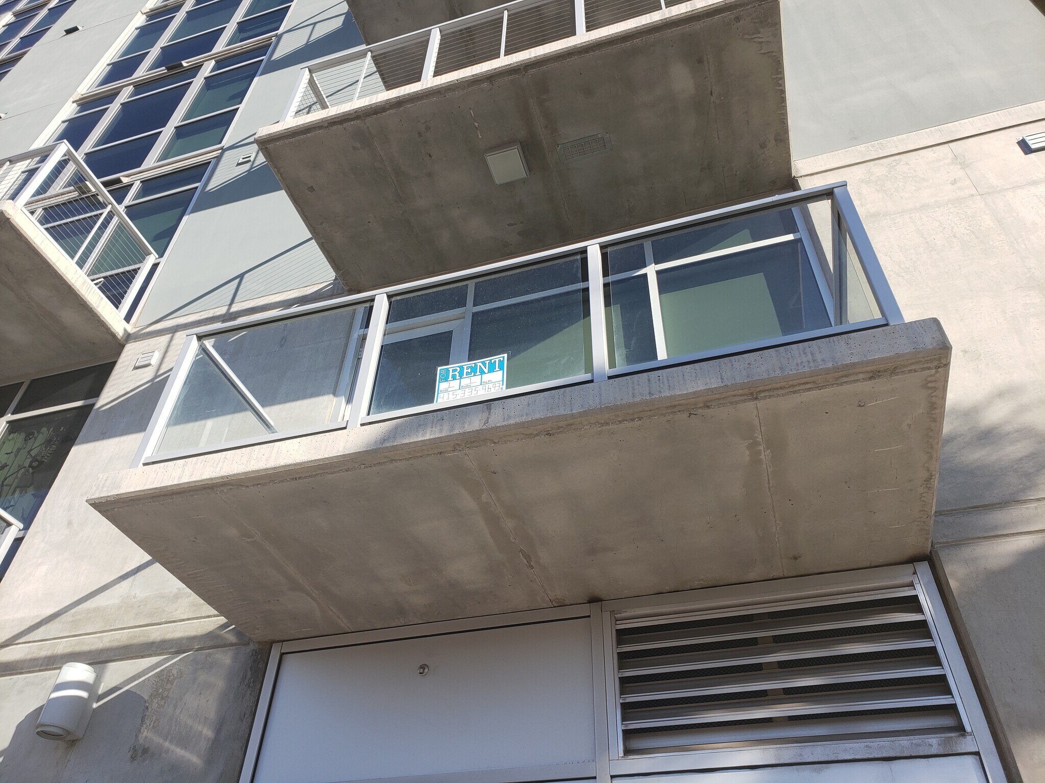 Building Photo - 608 S 3rd St