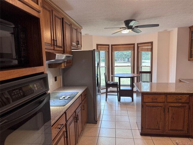 Building Photo - 5740 Jane Rd