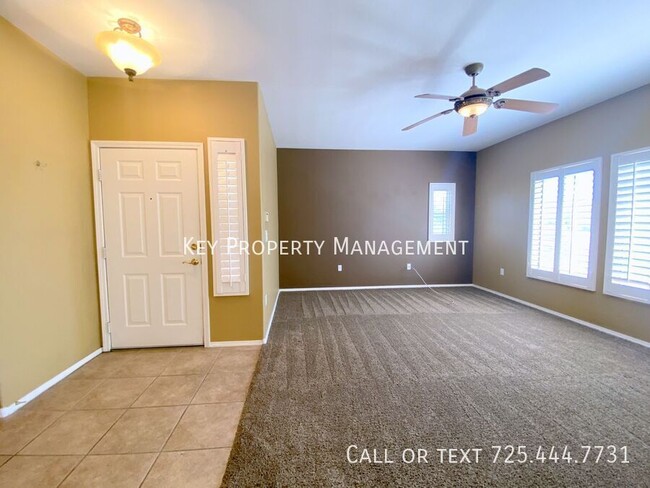 Building Photo - SUMMERLIN CONDO WITH 2 BEDROOMS/2 BATHS AN...