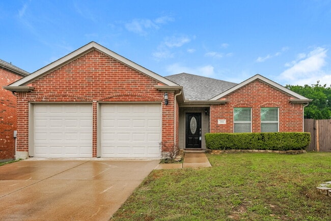 Building Photo - 711 River Run Dr