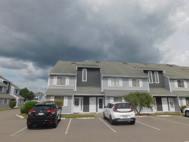Building Photo - 3700 Golf Colony Ln