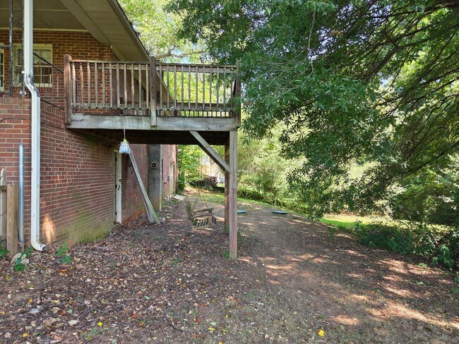 Building Photo - 112 Powder Horn Rd