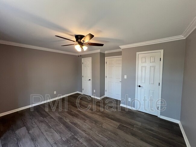 Building Photo - 9225 Ravenwing Dr