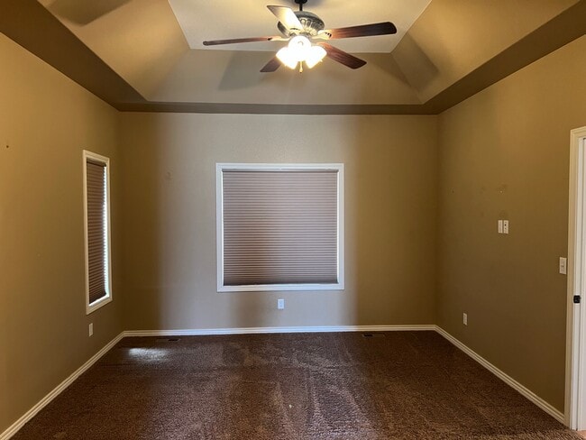 Building Photo - 4548 Westcott Dr