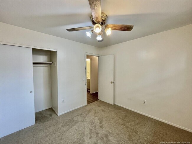 Building Photo - 717 Rockwood Dr
