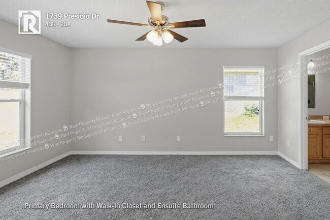 Building Photo - 1739 Presidio Dr