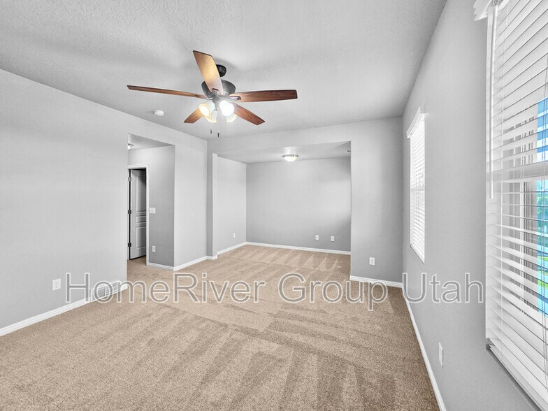 Building Photo - 5342 W Hampstead Ln