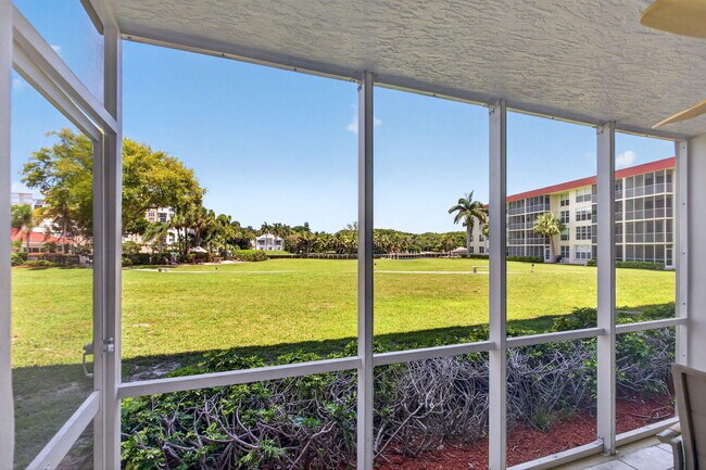 Building Photo - 3150 NE 48th Ct