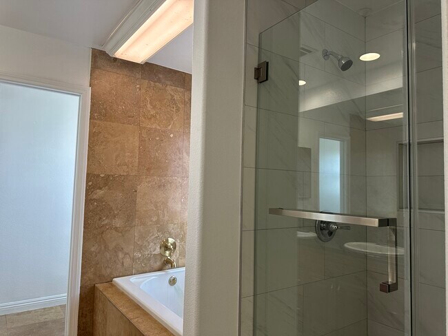 Building Photo - 16479 Randall Ave