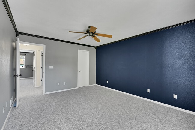 Building Photo - 5750 S Youngfield St