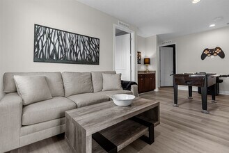 Building Photo - 7739 Graben St