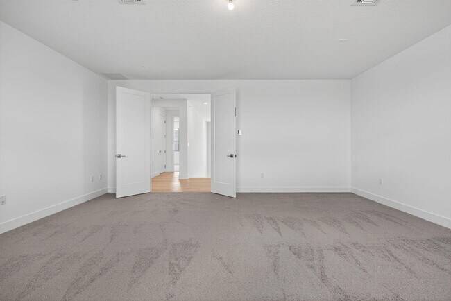 Building Photo - 10026 Skyloft St