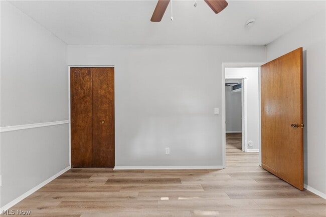 Building Photo - 7365 Chennault Dr