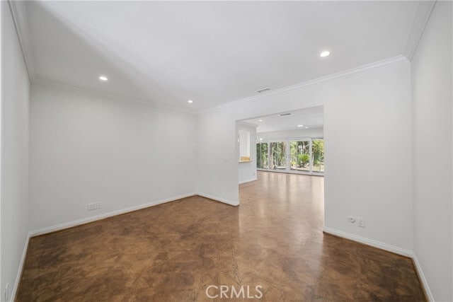 Building Photo - 4542 Collett Ave