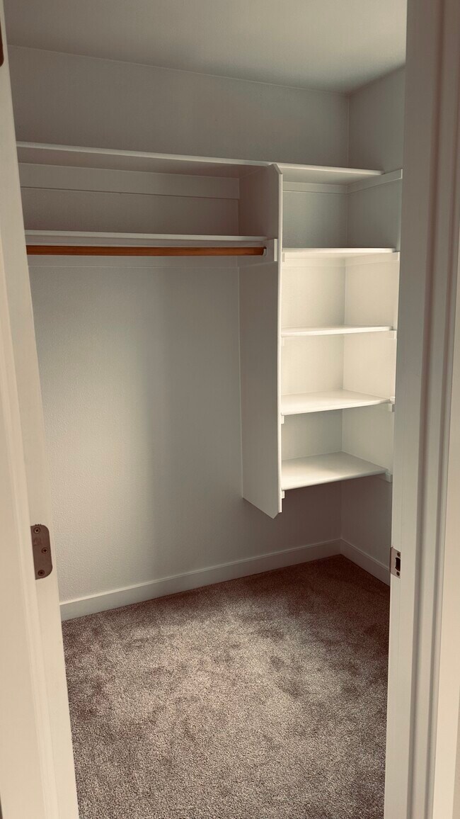 Master Closet - 19724 SW Brandy Ln