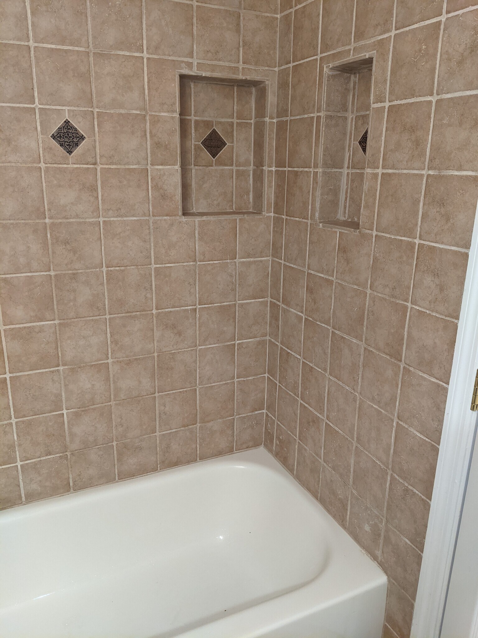 Building Photo - 850 S Tamiami Trl