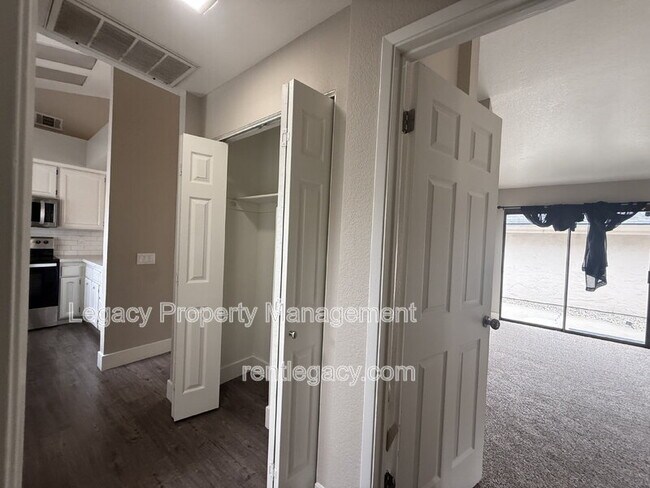 Building Photo - 7059 Sprig Dr