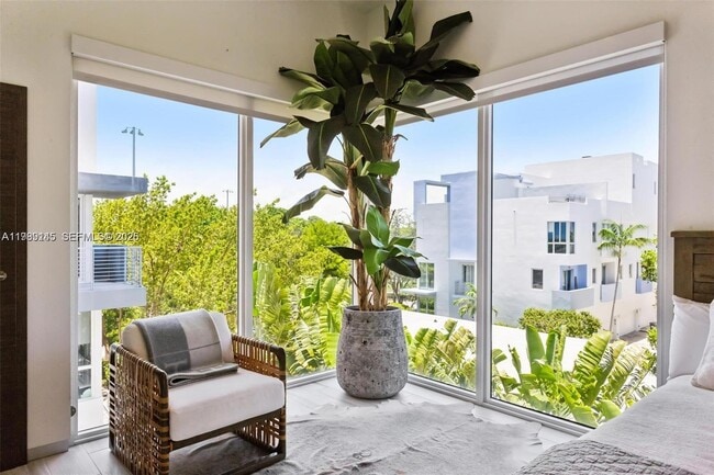 Building Photo - 101 N Shore Dr