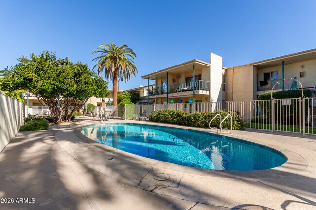 Building Photo - 3655 N 5th Ave