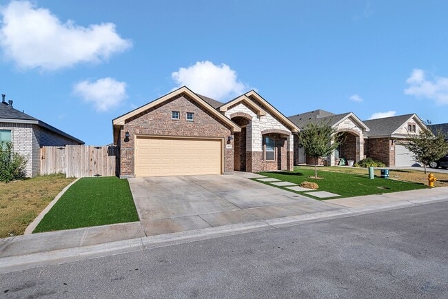 Building Photo - 1813 Wrigley Dr