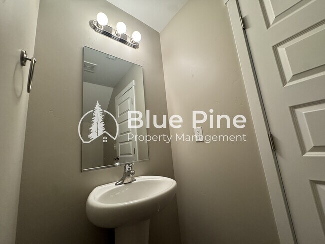 Building Photo - 2829 Murwood