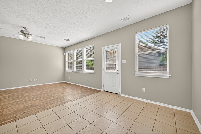 Building Photo - 110 N Burberry Park Cir