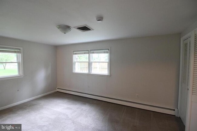 Building Photo - 4401 Jackson Pl