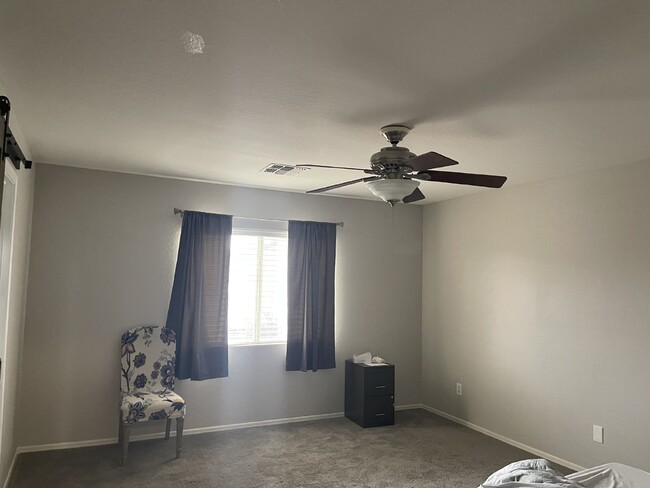 Building Photo - 11593 W Palo Verde Ave