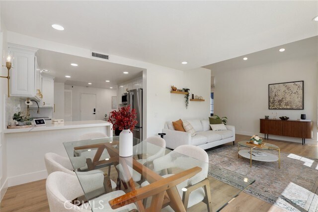 Building Photo - 2332 Aspen St