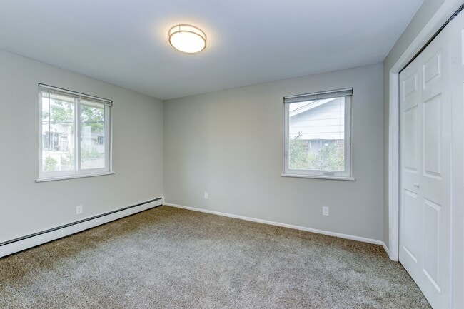 Building Photo - 8721 W 62nd Ave