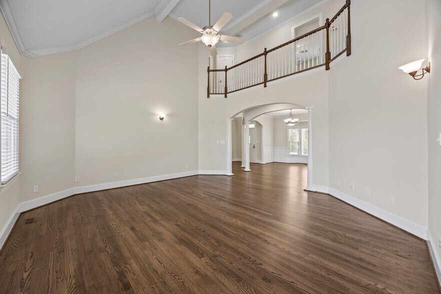 Building Photo - 5109 McCallum Mdws Dr